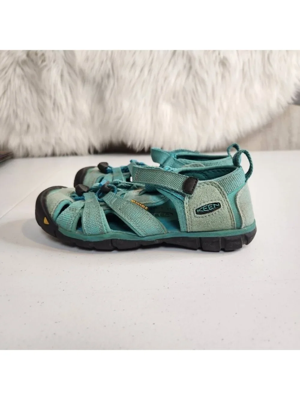 KEEN fisherman SEACAMP Teal Blue Water Sport Hiking Sandals Size 1 Kids